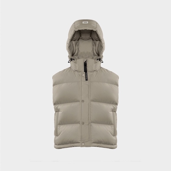 Aritzia Jackets & Blazers - Aritzia NEW The Super Puff Shorty Vest